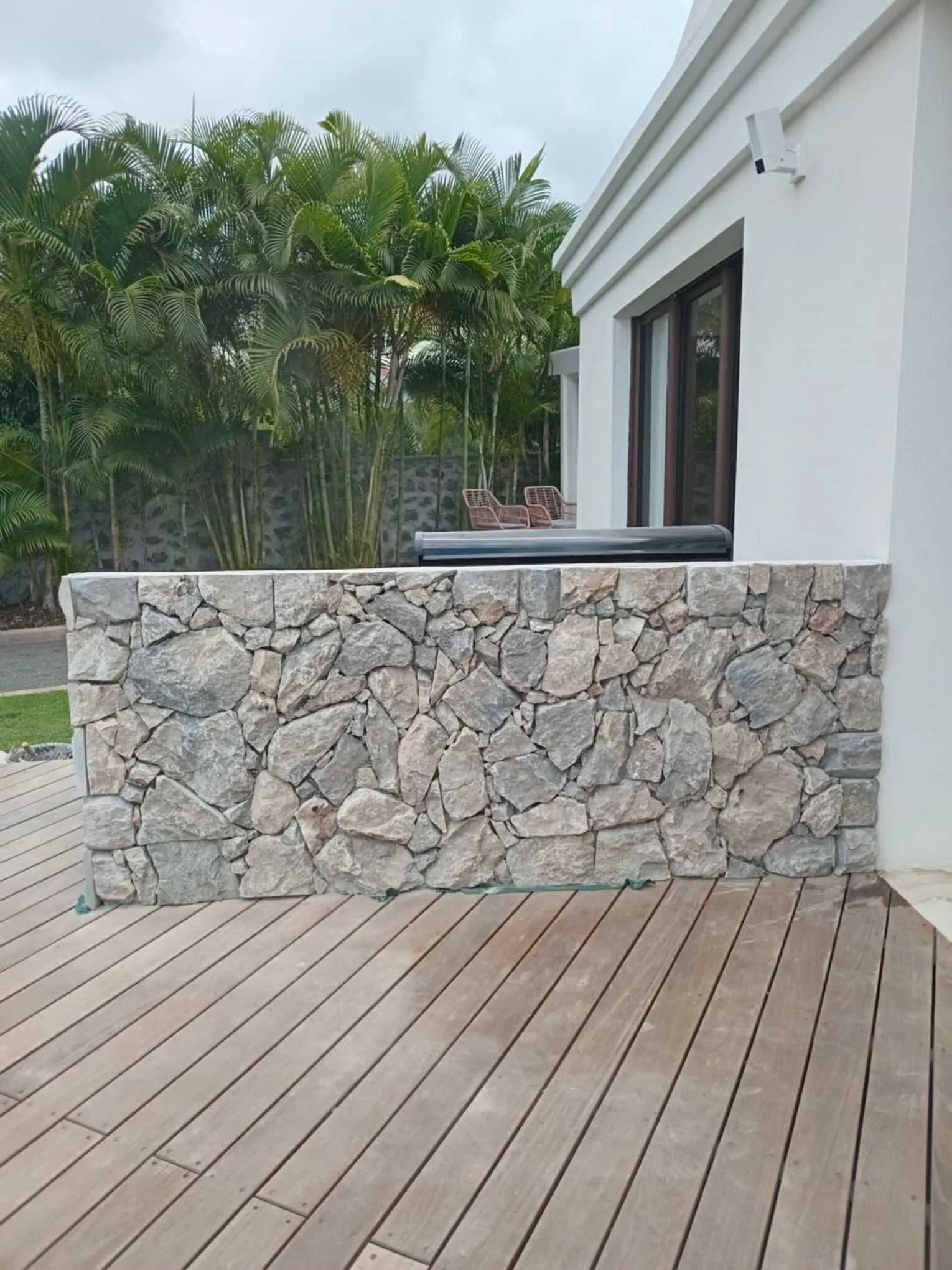 Parapet - Image gallerie 8